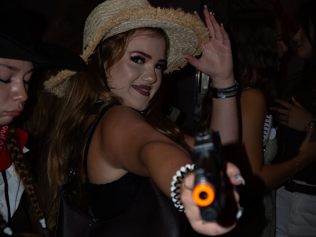 WILD WEST PARTY